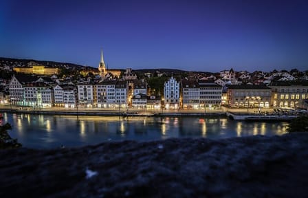 Zurich Christmas Walking Tour with Christkindlimarkt Visit