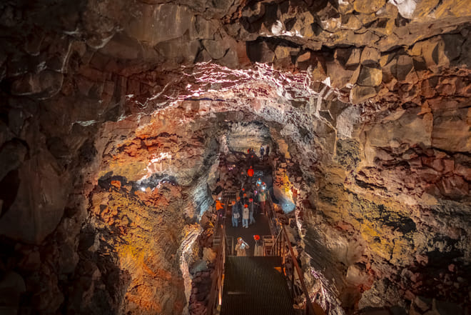 Volcanic Caves and Craters: The Lava Tunnel, Grindavík & Reykjanes Lava Fields Combo Tour