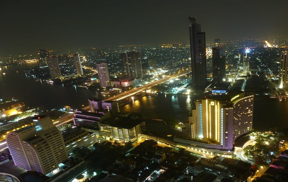 Four-Course Dinner Cruise on Bangkok's Chao Phraya River
