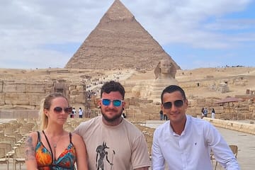 Private 2-Day Tour of Cairo and Giza Pyramids Highlights