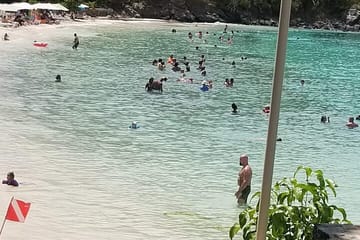 Private 4-Hour Jeep Tour of Charlotte Amalie and Smith Bay