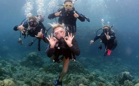 Scuba Diving Tour in the Arabian Gulf, Dubai