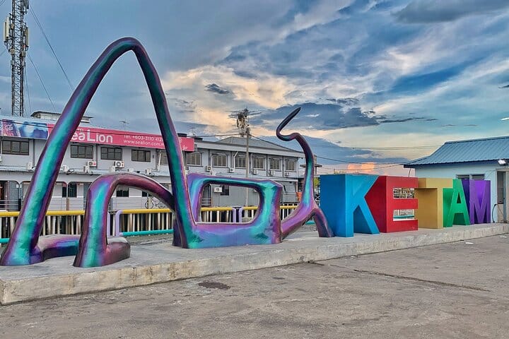 Pulau Ketam Fishing Village with Blue Mosque and Thean Hou (SIC/Shared Tour) 6