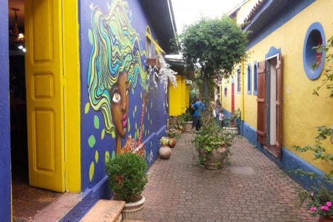 Historical Town of Embu Das Artes – Art Galleries, Artisan Shops, Handicraft 9