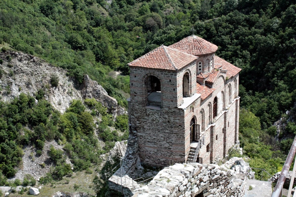 5-Day Self-Drive Bulgaria Sightseeing Tour from Sofia by E-Car 5