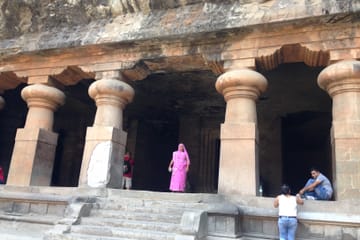 Cultural and Scenic Tour from Mumbai to Kerala's Backwaters
