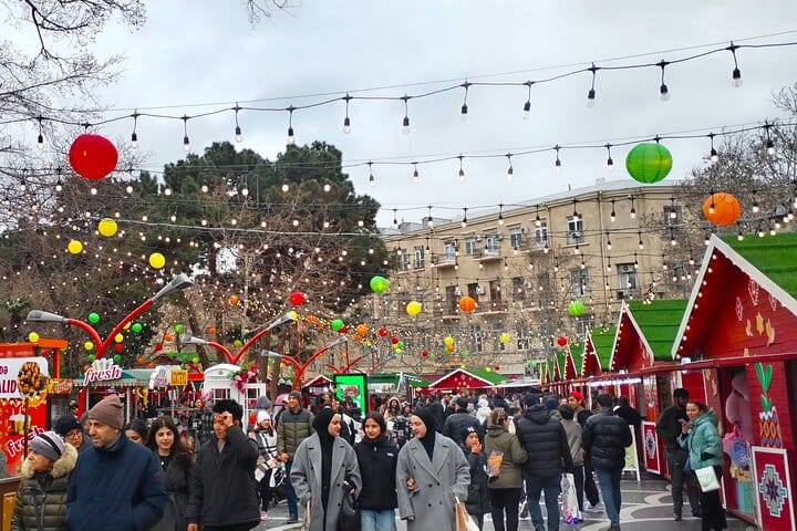 old city baku_old_city_baku_old city tour_old_city_tour_baku-shopping in old city-carpet festival baku-baku city