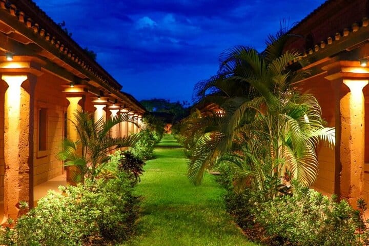 Experience Guamini Mision Dinner and Tango Show Selva Iriapu Hotels Exclusive 10