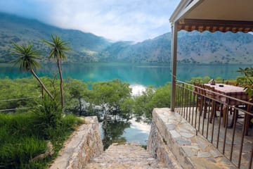 Exploring Crete, French-speaking guide