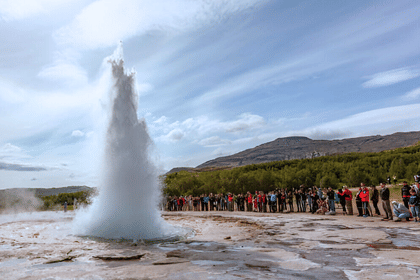 From Keflavik Airport: Private Golden Circle Tour with 5+ Stops