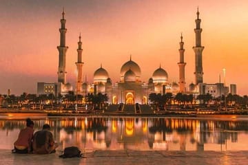 Abu Dhabi city tour  with  Grand Mosque and Louvre museum Visit
