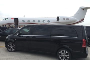 Private Arrival Transfer from Brussels Airport or city to Paris By Luxury Car