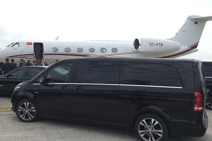 Private Arrival Transfer from Brussels Airport or city to Paris By Luxury Car