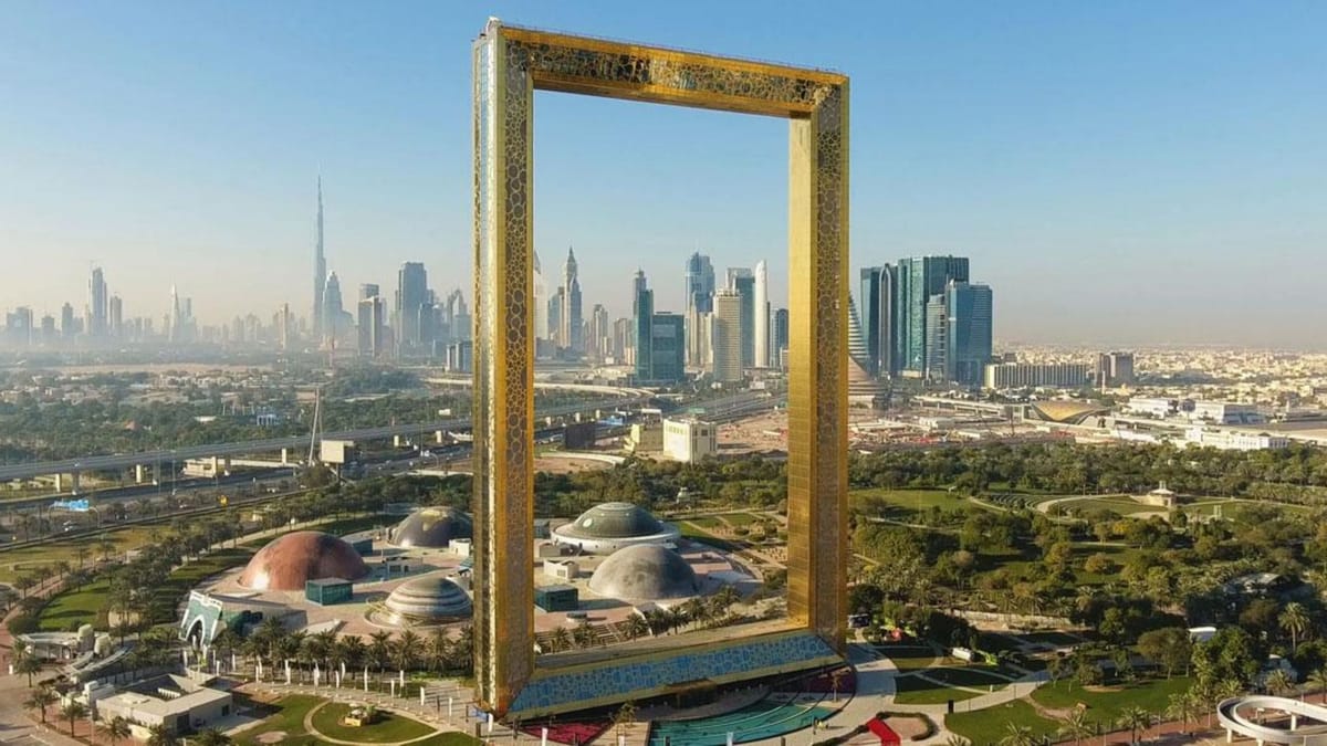 Dubai Luxury Private City Tour With Burj Khalifa, Dubai Aquarium, Dubai Frame , Sky View , View At The Palm Tickets and Luxury Dinner Yacht
