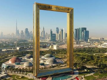 Private Luxury City Tour of Dubai with Burj Khalifa and Dinner Yacht