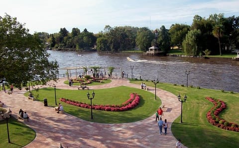 Full Day Tigre Delta Tour with Scenic Boat Ride from Buenos Aires