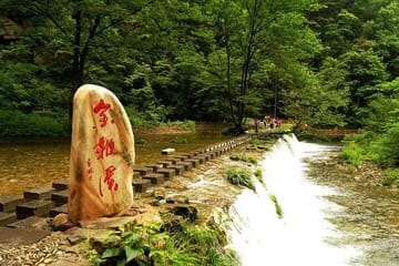 Private 3-Day Zhangjiajie Tour with Scenic Park Visits