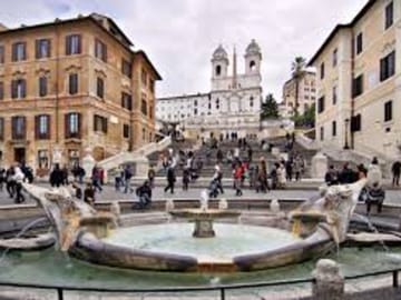 Skip-the-Line Castel Sant'Angelo Tour with City Views in Rome