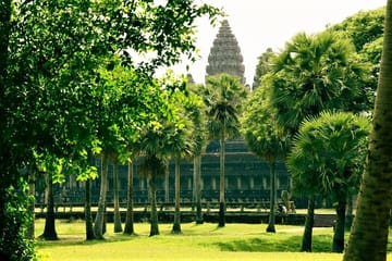 Private 2-Day Guided Tour of Angkor Temples in Siem Reap