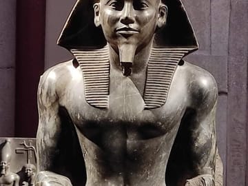 Cairo & Giza Day Trip from Hurghada (Small Group) – Pyramids, Sphinx & Egyptian Museum