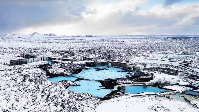 Golden Circle & Blue Lagoon Small Group Tour with Admission Ticket photo 2