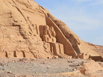 White Desert Adventure in 2 days from Cairo