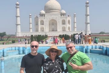 Private 9-Day Tour of Agra and Fatehpur Sikri Landmarks