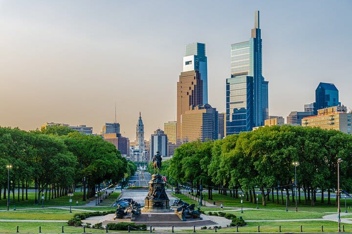 Excursion to Philadelphia and the Amish Region from New York