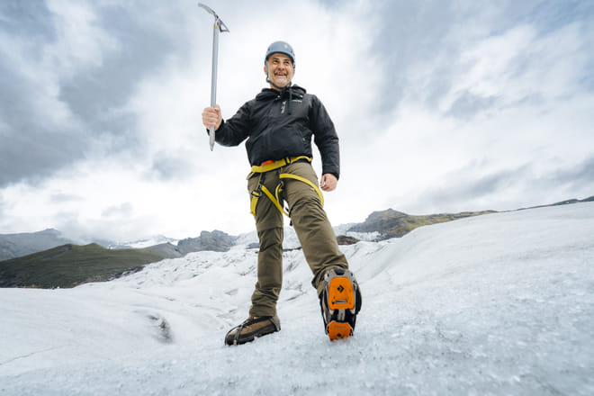 Jokulsarlon Kayaking & Glacier Hike photo 2