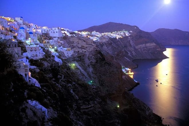 Santorini private tour free choice photo 4