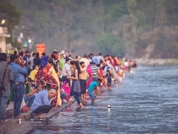 Dehradun to Rishikesh: Transfers, Hotel, and Sightseeing Tour