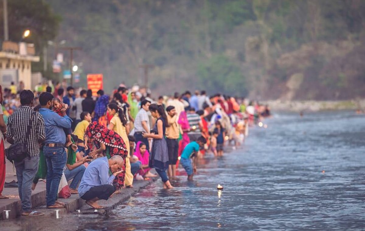 Dehradun to Rishikesh ArirportTransfers+Hotel+Sightseeing