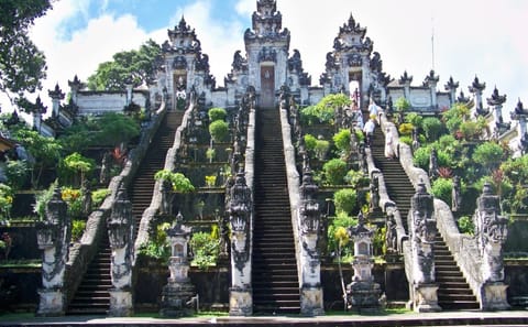 Lempuyang (Gate of Heaven) and East Bali Private Bali Tour