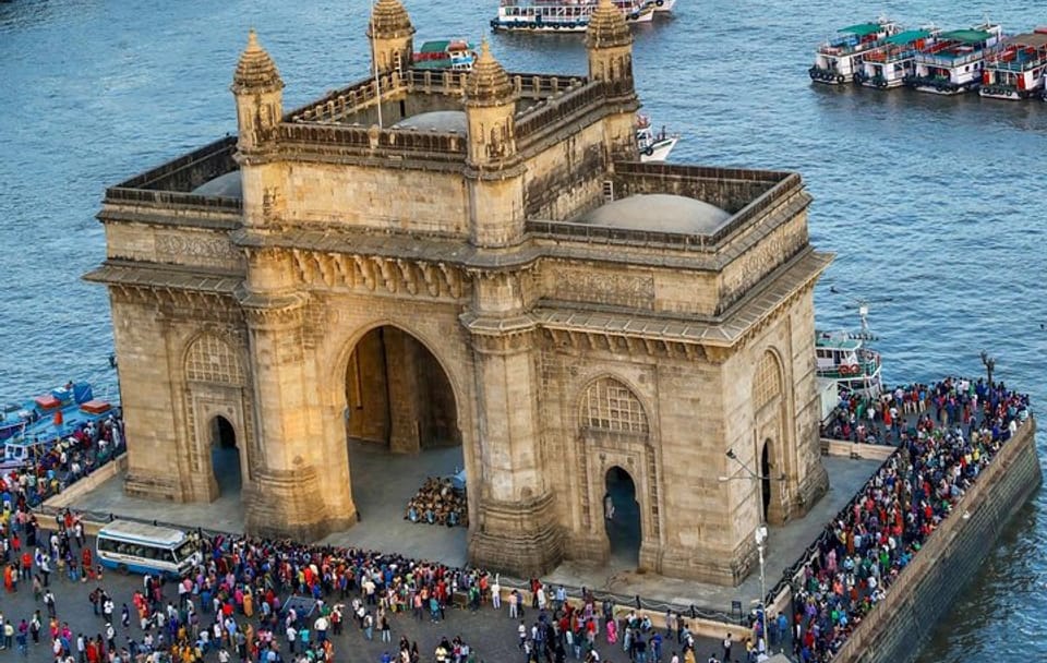 Cultural Tour of Kanheri Caves, Crawford Market, and Kala Ghoda in Mumbai