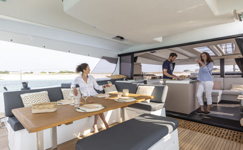 Catamaran Cruise with Meal and Drinks in Mykonos