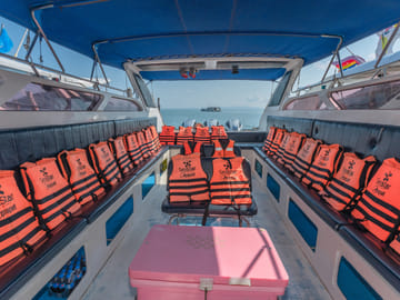 Phi Phi Island: Full-Day Adventure by Speedboat (PPK-Sea Star)