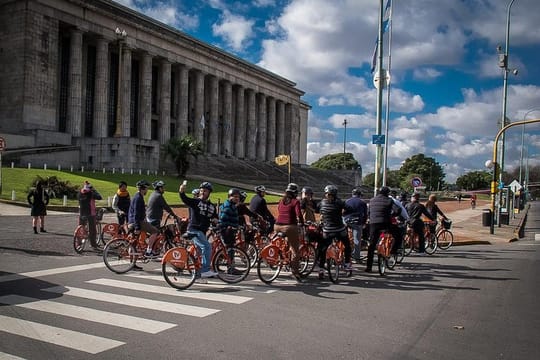 Buenos Aires Bike Tour: North Districts, Recoleta and Palermo