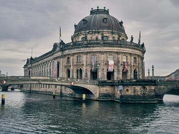 Private 3-Hour Walking Tour of Berlin's Historic Sites