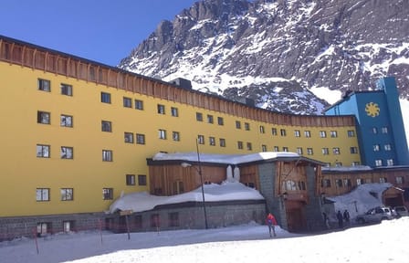 Private Full Day Andes Excursion to Portillo Ski Resort