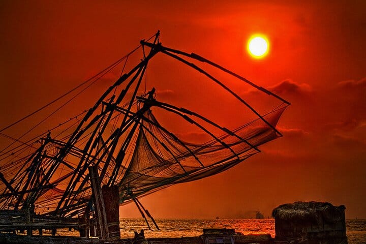 Day Tour in Alleppey and Cochin with Backwater Cruise and Beach 2