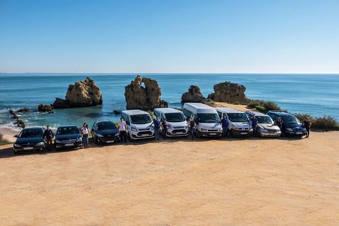 Private Roundtrip Transfer from Albufeira to Faro Airport photo 2