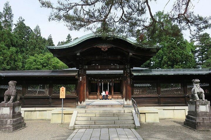 Making Original Nenju Bracelet & Safflower Dyeing in Yonezawa