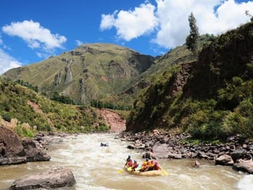 Cusco Rafting and Zipline Adventure