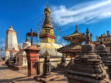 Kathmandu Half-Day Tour: Durbar Square and Swoyambhunath Stupa
