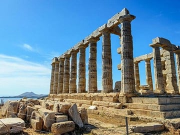 Athens Super Saver: City Sightseeing Tour and Half-Day Cape Sounion Trip plus Delphi Day Trip