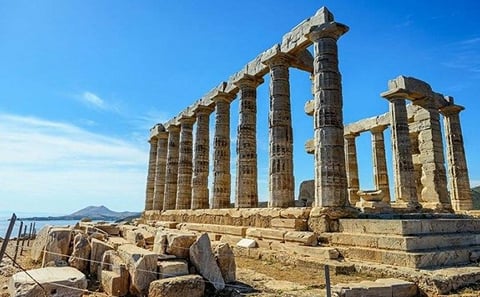 Athens Super Saver: City Sightseeing Tour and Half-Day Cape Sounion Trip plus Delphi Day Trip