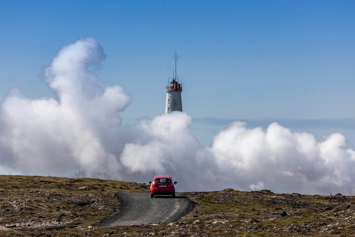 Arrival day tour: Private airport pickup, Blue Lagoon and Reykjanes Peninsula