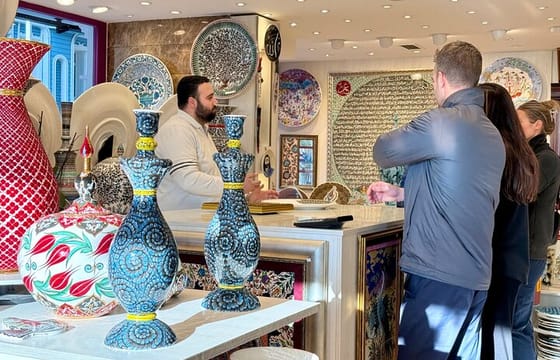 Istanbul Small-Group City and Secret Streets Tour with Guide