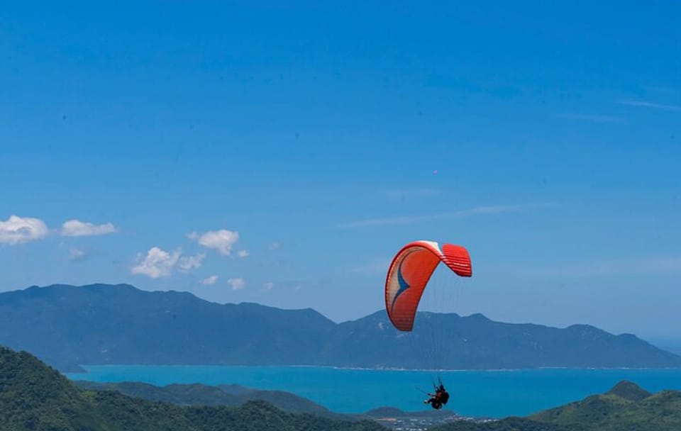 Paragliding Adventure in Nha Trang with Flight Certificate