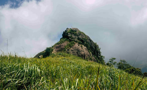 Saradiyel Village Trail and Alagalla Mountain Trek in Kandy